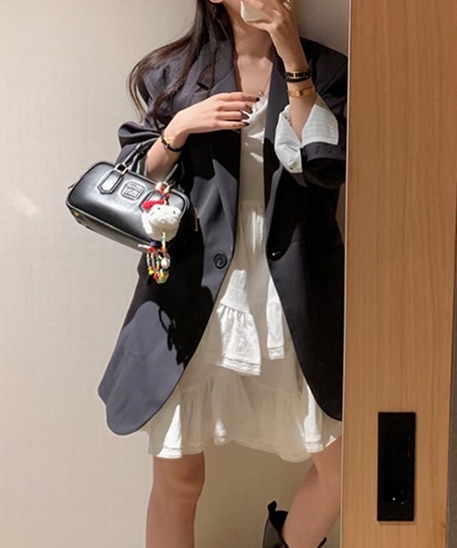gossip!ロサンゼルス(ゴシップロサンゼルス)の「YUGA Vネックケーキスカート サスペンダードレス(ワンピース・レディース・ブラック/ホワイト・FREE)」の6枚目の写真