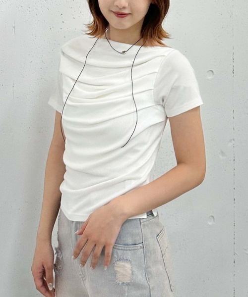 archives(アルシーヴ)の「タックドレープオフショルCT(Tシャツ/カットソー・レディース・グレー/オフホワイト/ブラック/イエロー・MEDIUM)」の2枚目の写真