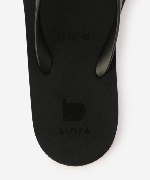 Bshop（ビショップ）の「buntA | 〈別注〉ビーチサンダル Black MEN（サンダル・メンズ・ブラック・29/27/28/26）」の4枚目の写真