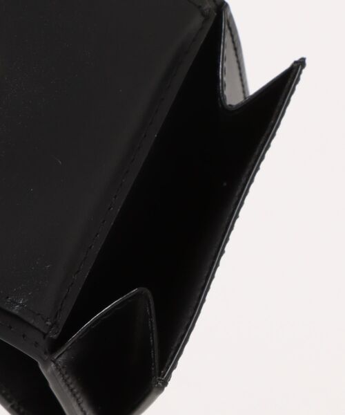 A.P.C.（アーペーセー）の「COMPACT LOIS SMALL（財布・レディース・ブラック/ブラウン・ONESIZE）」の4枚目の写真