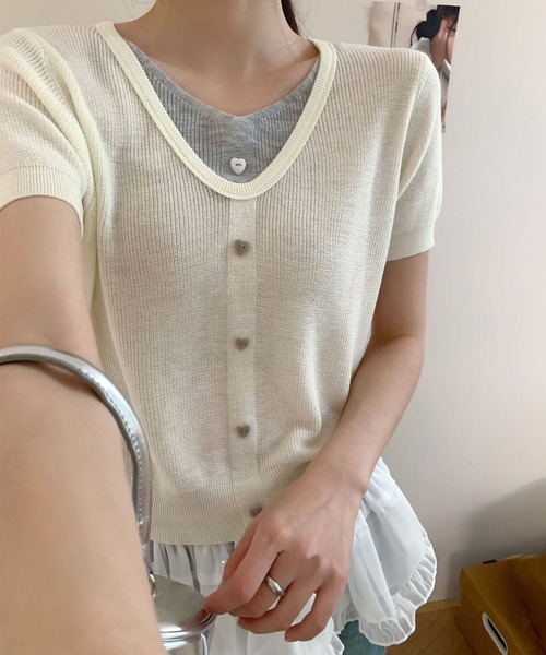 aimoha（アイモハ）の「ハートボタン Vネック ニットカーディガン（カーディガン/ボレロ・レディース・ブルー/ピンク/ホワイト/ライトグレー/ダークグレー/ベージュ・FREE）」の8枚目の写真