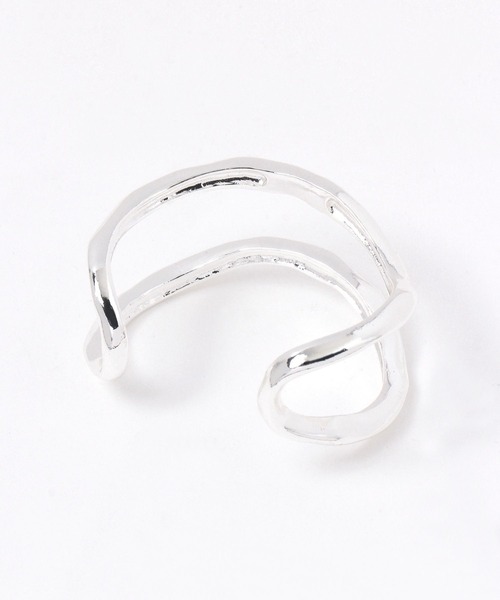 GLOBAL WORK(グローバルワーク)の「ラインカーブバングル/491955(バングル/リストバンド・レディース・シルバー系その他2/ゴールド系その他2・ONE SIZE)」の3枚目の写真