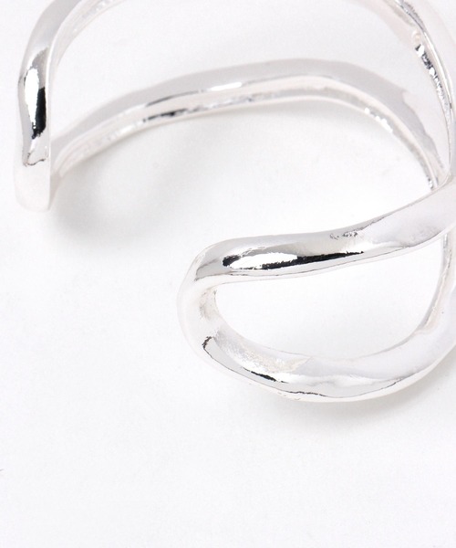 GLOBAL WORK(グローバルワーク)の「ラインカーブバングル/491955(バングル/リストバンド・レディース・シルバー系その他2/ゴールド系その他2・ONE SIZE)」の4枚目の写真