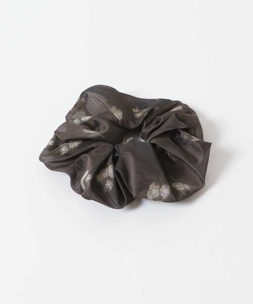 KBF（ケイビーエフ）の「シアージャガードシュシュ（ヘアゴム・レディース・ブラウン/ブラック・ONE）」の12枚目の写真