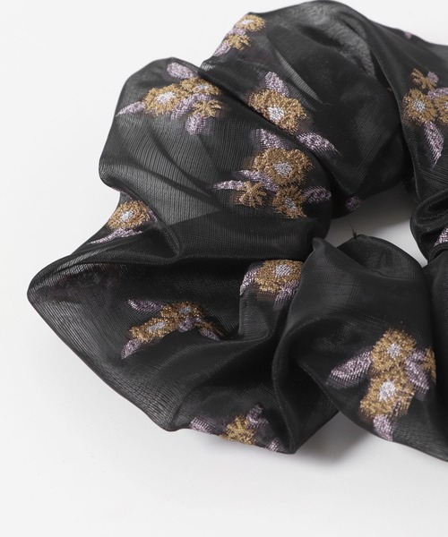 KBF（ケイビーエフ）の「シアージャガードシュシュ（ヘアゴム・レディース・ブラウン/ブラック・ONE）」の6枚目の写真