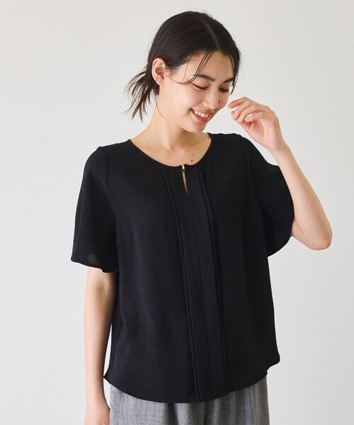 Jayro(ジャイロ)の「ピンタックブラウス(シャツ/ブラウス・レディース・ブラック/ホワイト系その他/ライトグリーン・M)」の6枚目の写真