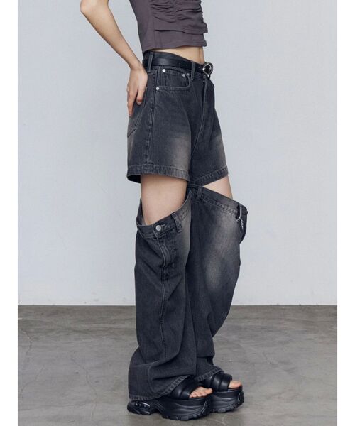 EMODA（エモダ）の「サイドオープンルーズジーンズ（デニムパンツ・レディース・ライトブルー/ブラック・SMALL/MEDIUM）」の3枚目の写真