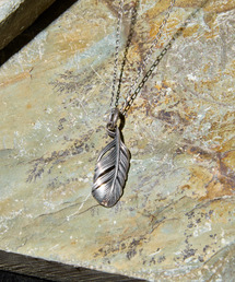 HARIM(n)HARIM n / EX TINY FEATHER PENDANT Vo[925^Cj[tFU[lbNX / HRPM004 OX(lbNX)