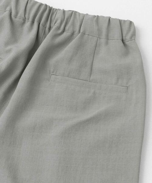 URBAN RESEARCH ROSSO WOMEN（アーバンリサーチ　ロッソ）の「『UR TECH DRYLUXE』イージードロストパンツ（その他パンツ・レディース・ライトカーキ/ダークブラウン・36/38）」の14枚目の写真