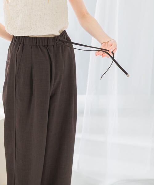 URBAN RESEARCH ROSSO WOMEN（アーバンリサーチ　ロッソ）の「『UR TECH DRYLUXE』イージードロストパンツ（その他パンツ・レディース・ライトカーキ/ダークブラウン・36/38）」の4枚目の写真