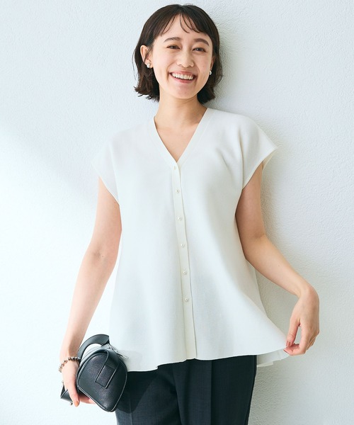 CROSS FUNCTION（クロスファンクション）の「《洗える》ペプラムニットベスト【CROSS FUNCTION/クロスファンクション】（ベスト・レディース・ブラック/オフホワイト/アイボリー・M/L/LL）」の13枚目の写真