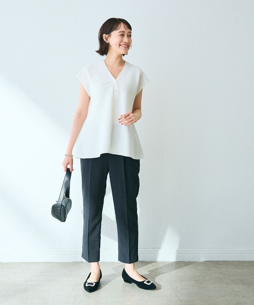 CROSS FUNCTION（クロスファンクション）の「《洗える》ペプラムニットベスト【CROSS FUNCTION/クロスファンクション】（ベスト・レディース・ブラック/オフホワイト/アイボリー・M/L/LL）」の16枚目の写真