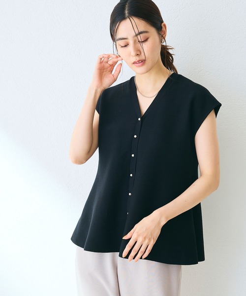 CROSS FUNCTION（クロスファンクション）の「《洗える》ペプラムニットベスト【CROSS FUNCTION/クロスファンクション】（ベスト・レディース・ブラック/オフホワイト/アイボリー・M/L/LL）」の8枚目の写真