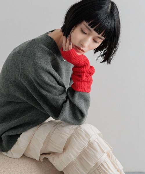 LOWRYS FARM（ローリーズファーム）の「スウェットライクニット　581146（ニット/セーター・レディース・レッド/チャコールグレー/グレー/イエロー・FREE）」の7枚目の写真