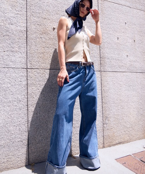 HANNE（アン）の「ロールアップワイドデニム（デニムパンツ・レディース・ブルー・SMALL/MEDIUM）」の17枚目の写真