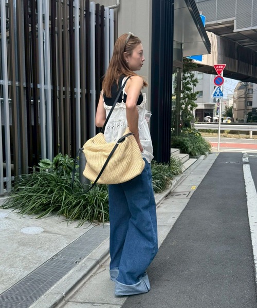 HANNE（アン）の「ロールアップワイドデニム（デニムパンツ・レディース・ブルー・SMALL/MEDIUM）」の6枚目の写真
