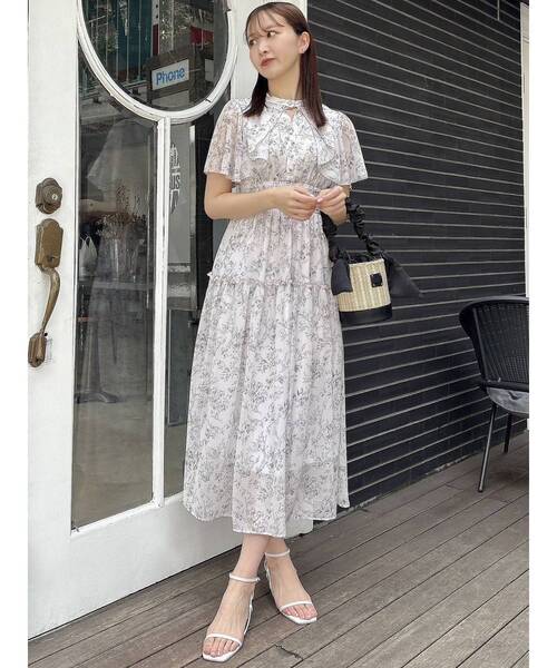 dazzlin(ダズリン)の「【WEB限定追加】Watercolorflowerワンピース(ワンピース・レディース・ピンク/オフホワイト/グレー・SMALL/MEDIUM)」の17枚目の写真