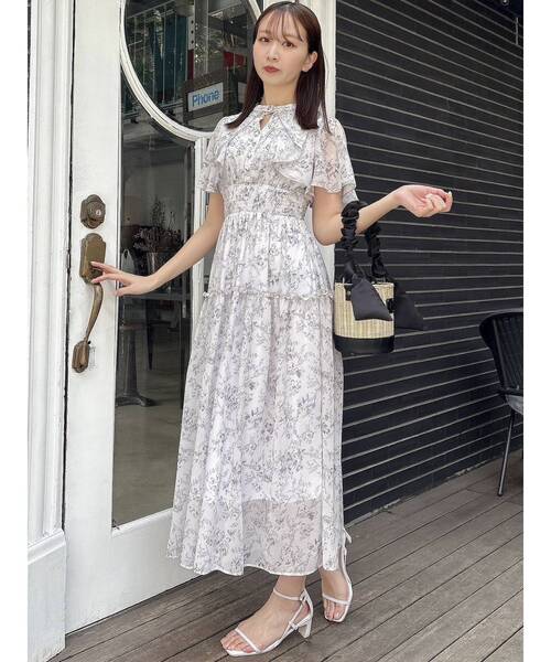 リ*ン様 dandelionワンピース flared-sleeve dress | esseism
