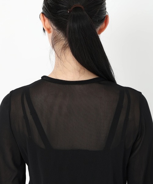STRAWBERRY-FIELDS(ストロベリーフィールズ)の「ニットチュール_ストレッチチュールトップス(Tシャツ/カットソー・レディース・オフホワイト/ブラック/ピンク・2)」の8枚目の写真