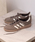 adidas OriginalsiAfB_XIWiXj́uyadidas originalszHANDBALL SPEZIAL WiXj[J[jvbuE