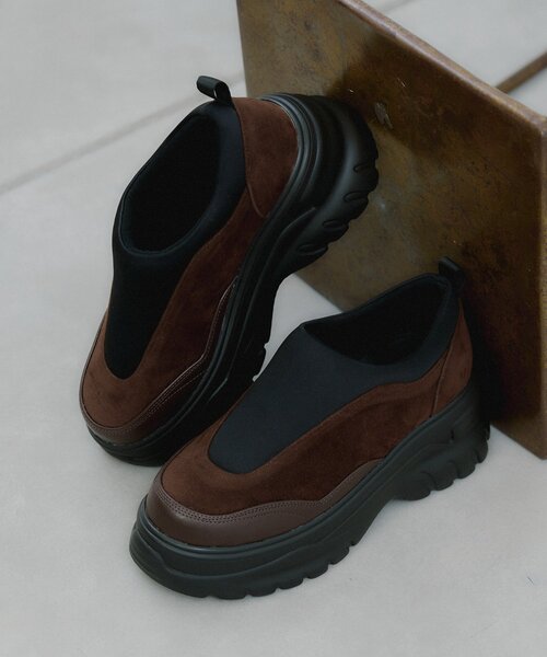 CIAOPANIC TYPY（チャオパニックティピー）の「【yomoセレクト】スウェード調ボリュームスリッポン（スニーカー・レディース・ブラック/ブラウン・SMALL/MEDIUM/LARGE）」の9枚目の写真