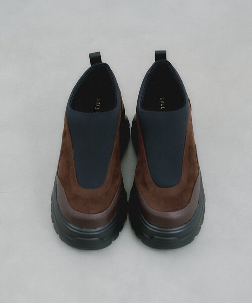 CIAOPANIC TYPY（チャオパニックティピー）の「【yomoセレクト】スウェード調ボリュームスリッポン（スニーカー・レディース・ブラック/ブラウン・SMALL/MEDIUM/LARGE）」の13枚目の写真