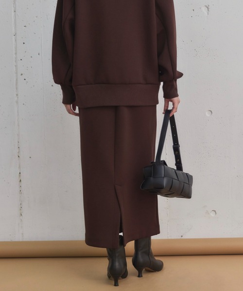 Doux archives（ドゥアルシーヴ）の「ボンディングタイトスカート（スカート・レディース・ブラック/ブラウン/グレイッシュベージュ・36/38）」の8枚目の写真