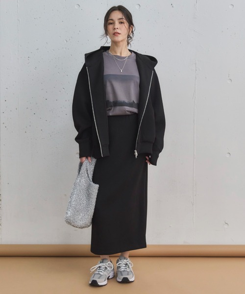 Doux archives（ドゥアルシーヴ）の「ボンディングタイトスカート（スカート・レディース・ブラック/ブラウン/グレイッシュベージュ・36/38）」の11枚目の写真