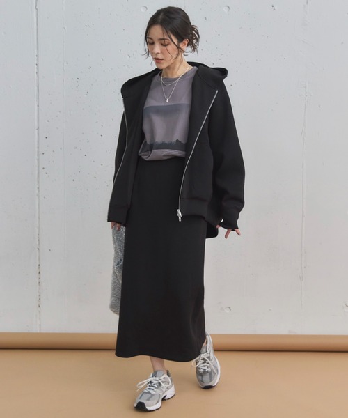 Doux archives（ドゥアルシーヴ）の「ボンディングタイトスカート（スカート・レディース・ブラック/ブラウン/グレイッシュベージュ・36/38）」の12枚目の写真