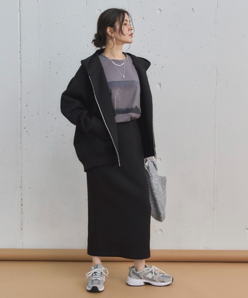 Doux archives（ドゥアルシーヴ）の「ボンディングタイトスカート（スカート・レディース・ブラック/ブラウン/グレイッシュベージュ・36/38）」の20枚目の写真