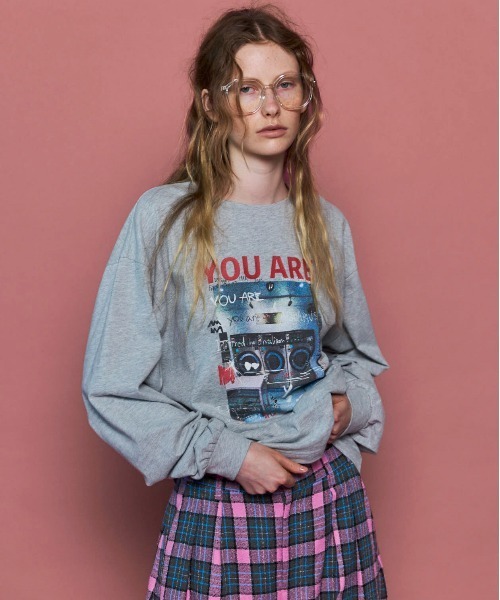 MAISON SPECIAL(メゾンスペシャル)の「Laundry Photo Long Sleeve T-shirt/ランドリーフォトロンTEE(Tシャツ/カットソー・レディース・パープル/ライトグレー/チャコールグレー/クリーム・FREE)」の2枚目の写真