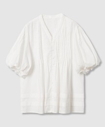 ピンタックデザインスリーブブラウス