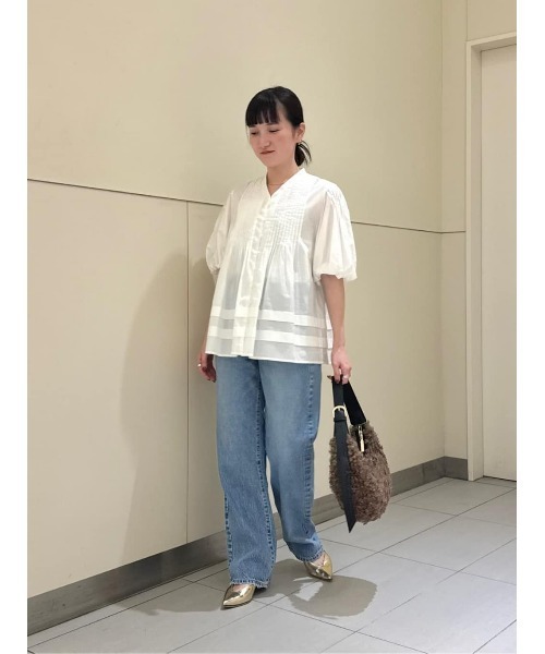 allureville(アルアバイル)の「ピンタックデザインスリーブブラウス(シャツ/ブラウス・レディース・サックスブルー/ホワイト/イエロー・2)」の22枚目の写真