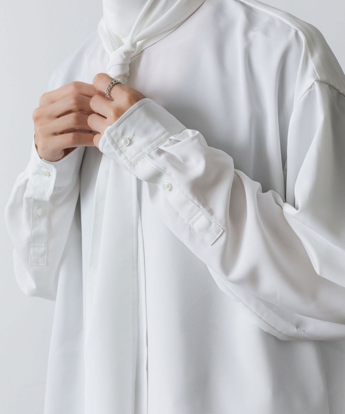 ato（アトウ）の「Crepe de Chine SHORT SCARF SHIRT（シャツ/ブラウス・メンズ・ホワイト/ブラック・44/46/48）」の8枚目の写真