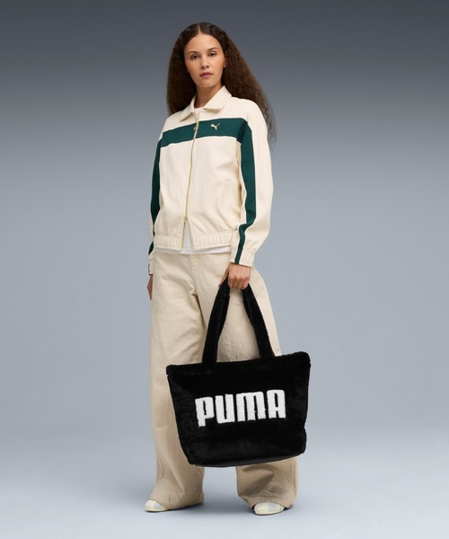 PUMA(プーマ)の「PUMA プーマ ウィメンズ UP FAUX ファー ショッパー 17L(トートバッグ・レディース・グレー系その他/ブラック・フリー)」の1枚目の写真