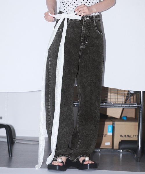 Heart Tattoo(ハートタトゥー)の「Side Ribbon Denim Pants / サイドリボンデニムパンツ(デニムパンツ・レディース・ブラック/ブルー/ブラック系・0/1)」の1枚目の写真