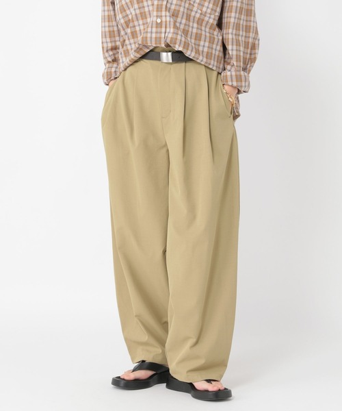 studio CLIP（スタディオクリップ）の「【daily CLIP】トラウザータックワイドスラックス（スラックス・レディース・ベージュ/グレー/チェリーレッド・MEDIUM/LARGE）」の16枚目の写真