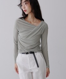 NUJOH（ヌゾ）の「Elegant Drape Off-Shoulder Slim Top / エレガントドレープオフショルダースリムトップス（Tシャツ/カットソー・レディース）」