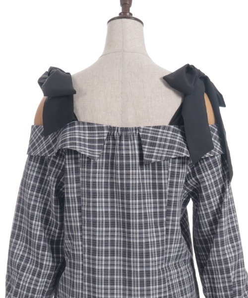 axes femme(アクシーズファム)の「チェックオフショルリボンプルオーバー(シャツ/ブラウス・レディース・グレー/ベージュ/ブラック・FREE)」の8枚目の写真
