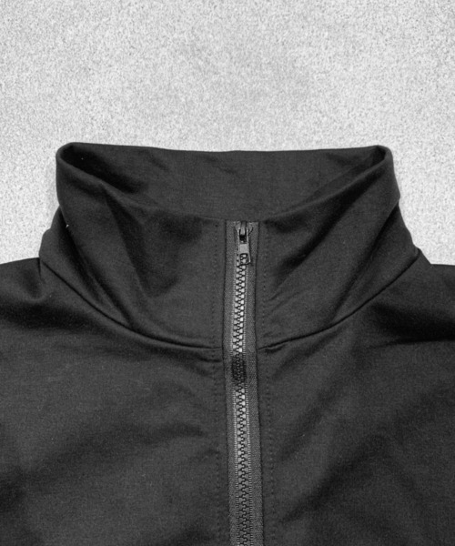 SHEPP(シープ)の「クロップドライントラックジャージジャケット×ラインジャージパンツ(ジャージ・レディース・ブラック・M/L)」の9枚目の写真