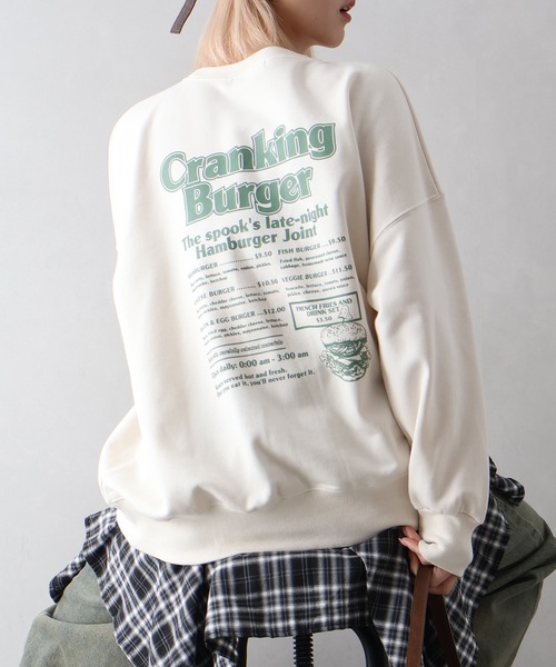SpRay（スプレイ）の「ハンバーガーおばけスウェット（スウェット・レディース・スミクロ/ワイン/グレー/ブロンズ/アイボリー・FREE）」の2枚目の写真