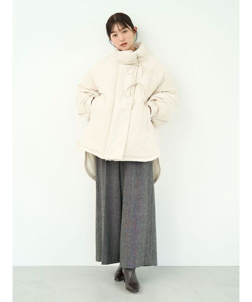 LAGUNAMOON（ラグナムーン）の「ストリングディティールミドルダウン（ダウンジャケット/コート・レディース・ブラウン/アイボリー/ブラック・FREE）」の22枚目の写真
