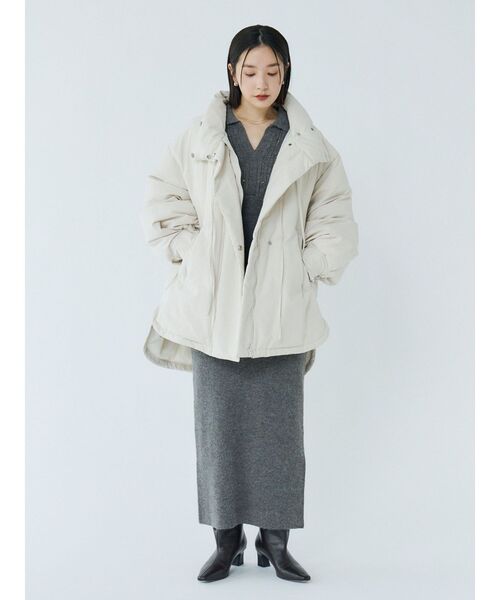 LAGUNAMOON(ラグナムーン)の「ストリングディティールミドルダウン(ダウンジャケット/コート・レディース・ブラウン/アイボリー/ブラック・FREE)」の11枚目の写真