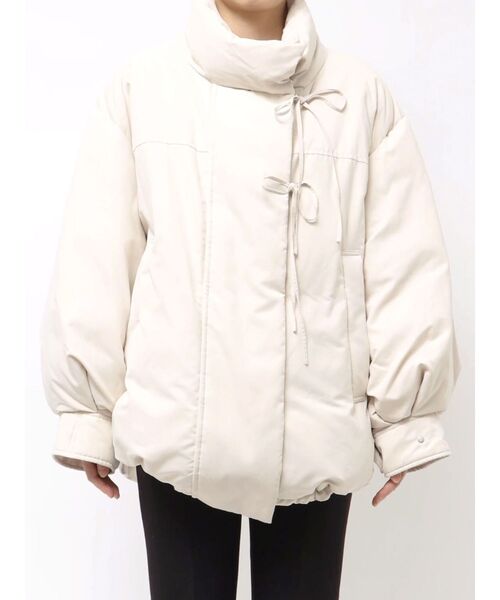 LAGUNAMOON（ラグナムーン）の「ストリングディティールミドルダウン（ダウンジャケット/コート・レディース・ブラウン/アイボリー/ブラック・FREE）」の8枚目の写真