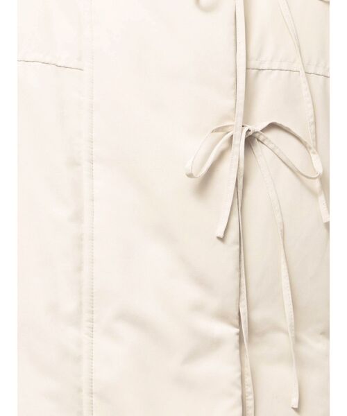 LAGUNAMOON（ラグナムーン）の「ストリングディティールミドルダウン（ダウンジャケット/コート・レディース・ブラウン/アイボリー/ブラック・FREE）」の12枚目の写真