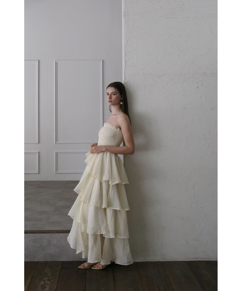 celon(セロン)の「frilly tiered dress(ドレス・レディース・アイボリー/ブラック/グレー/ブラウン・FREE)」の8枚目の写真