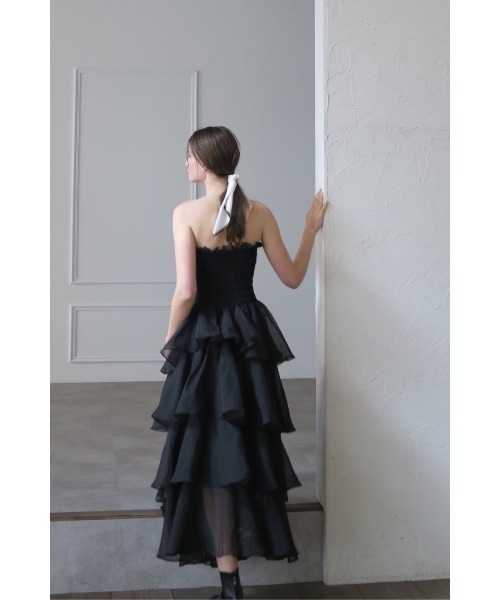 celon(セロン)の「frilly tiered dress(ドレス・レディース・アイボリー/ブラック/グレー/ブラウン・FREE)」の17枚目の写真