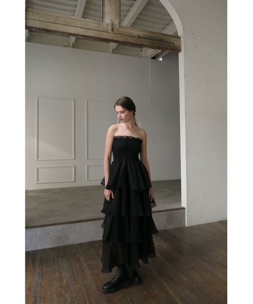 celon(セロン)の「frilly tiered dress(ドレス・レディース・アイボリー/ブラック/グレー/ブラウン・FREE)」の20枚目の写真