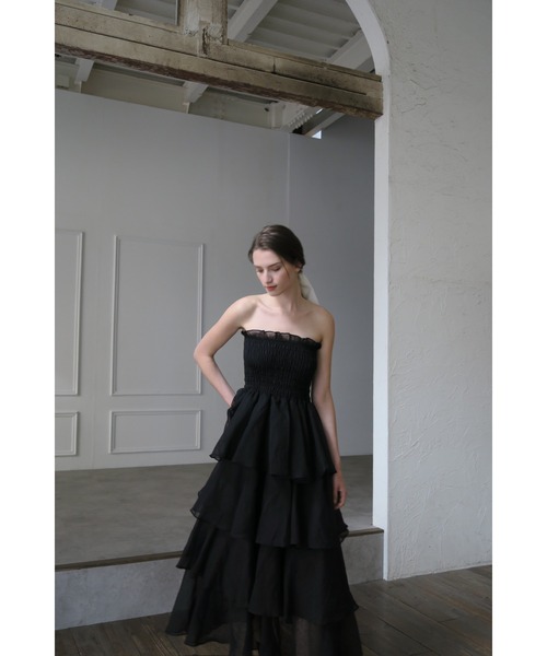celon(セロン)の「frilly tiered dress(ドレス・レディース・アイボリー/ブラック/グレー/ブラウン・FREE)」の21枚目の写真