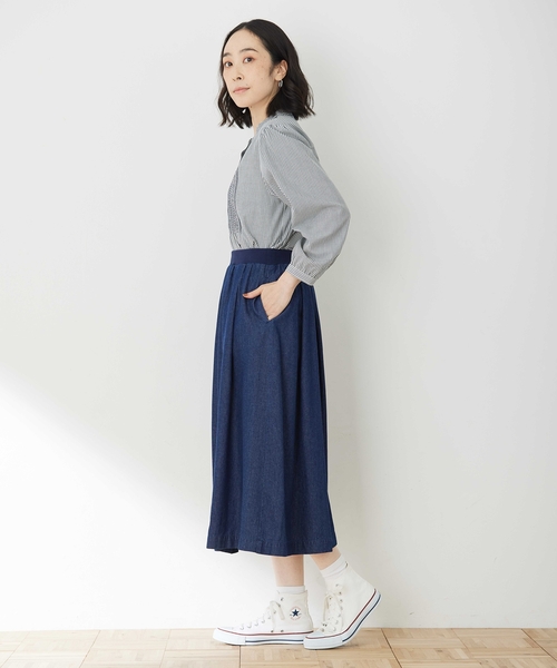 DECOY SINCE 1981（デコイシンスイチキュウハチイチ）の「フレアデニムスカート【ウエストゴム】（スカート・レディース・ネイビー・64/67/70）」の3枚目の写真